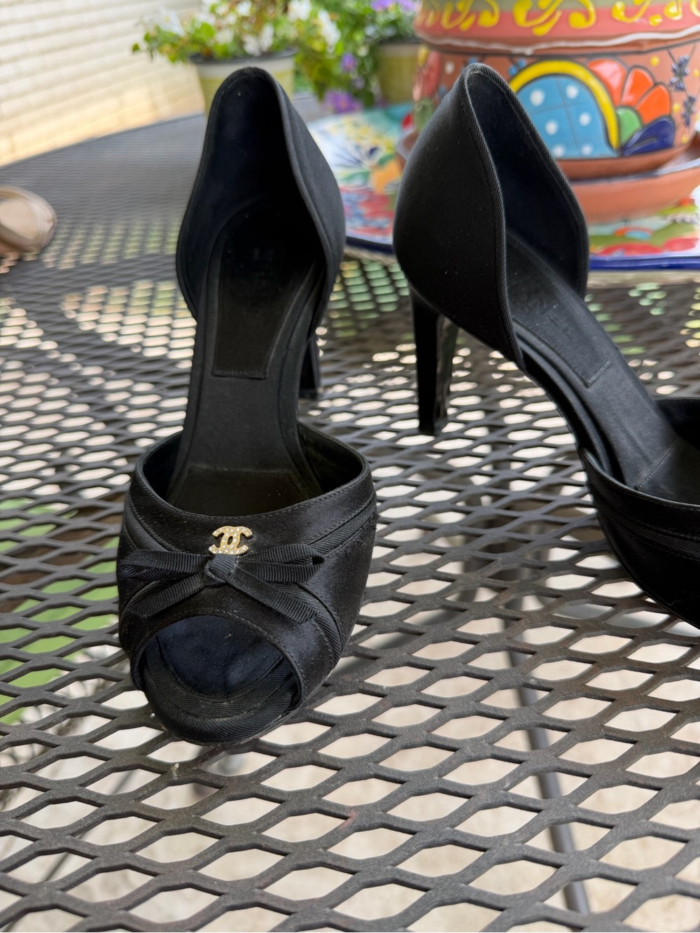 CHANEL Black Open-Toe D'Orsay Heels with Bow and Gold CC Accent - Picture 9 of 11